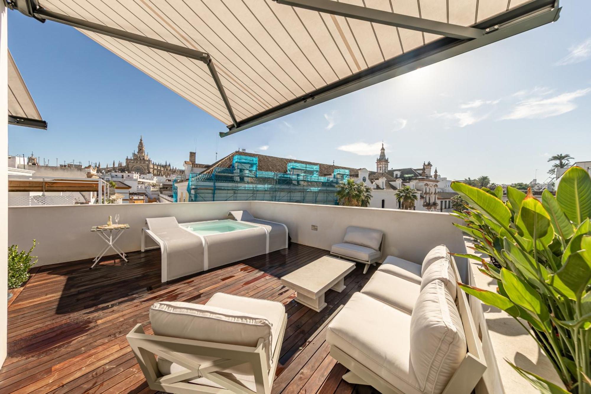 Green-Apartments Reales Atarazanas Suites Sewilla Zewnętrze zdjęcie